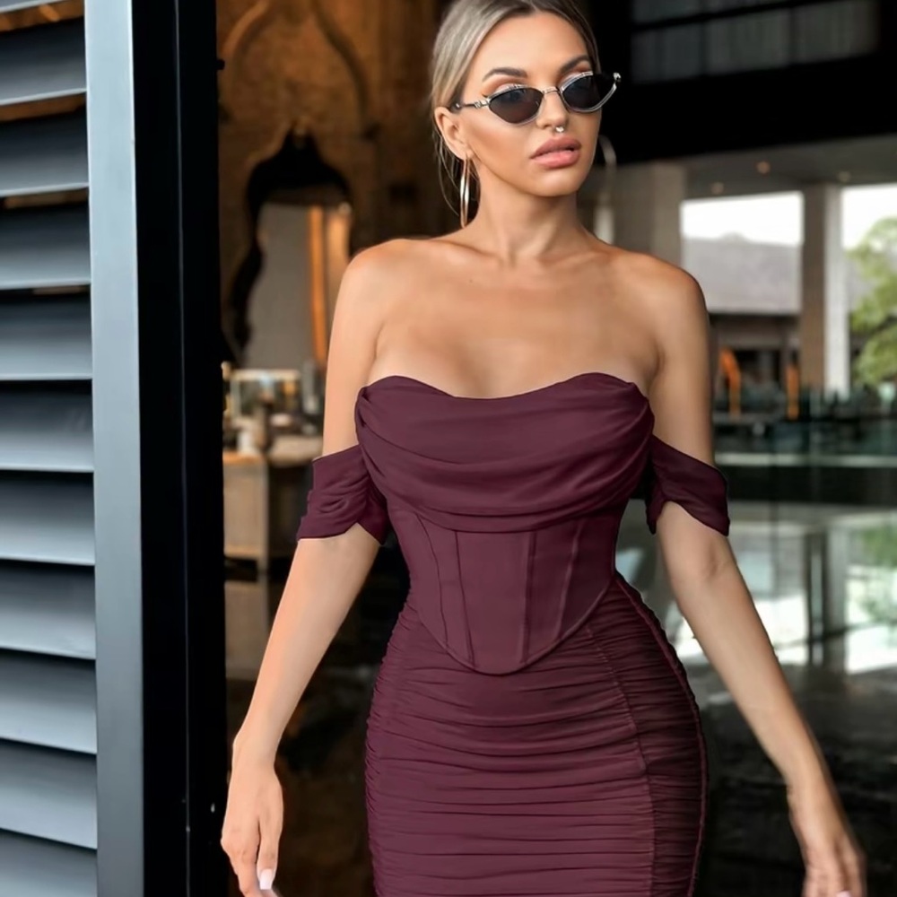 Elegant Off-Shoulder Burgundy Dress - Picture 2 of 6